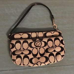 NWOT. Coach Signature Jacquard Wristlet